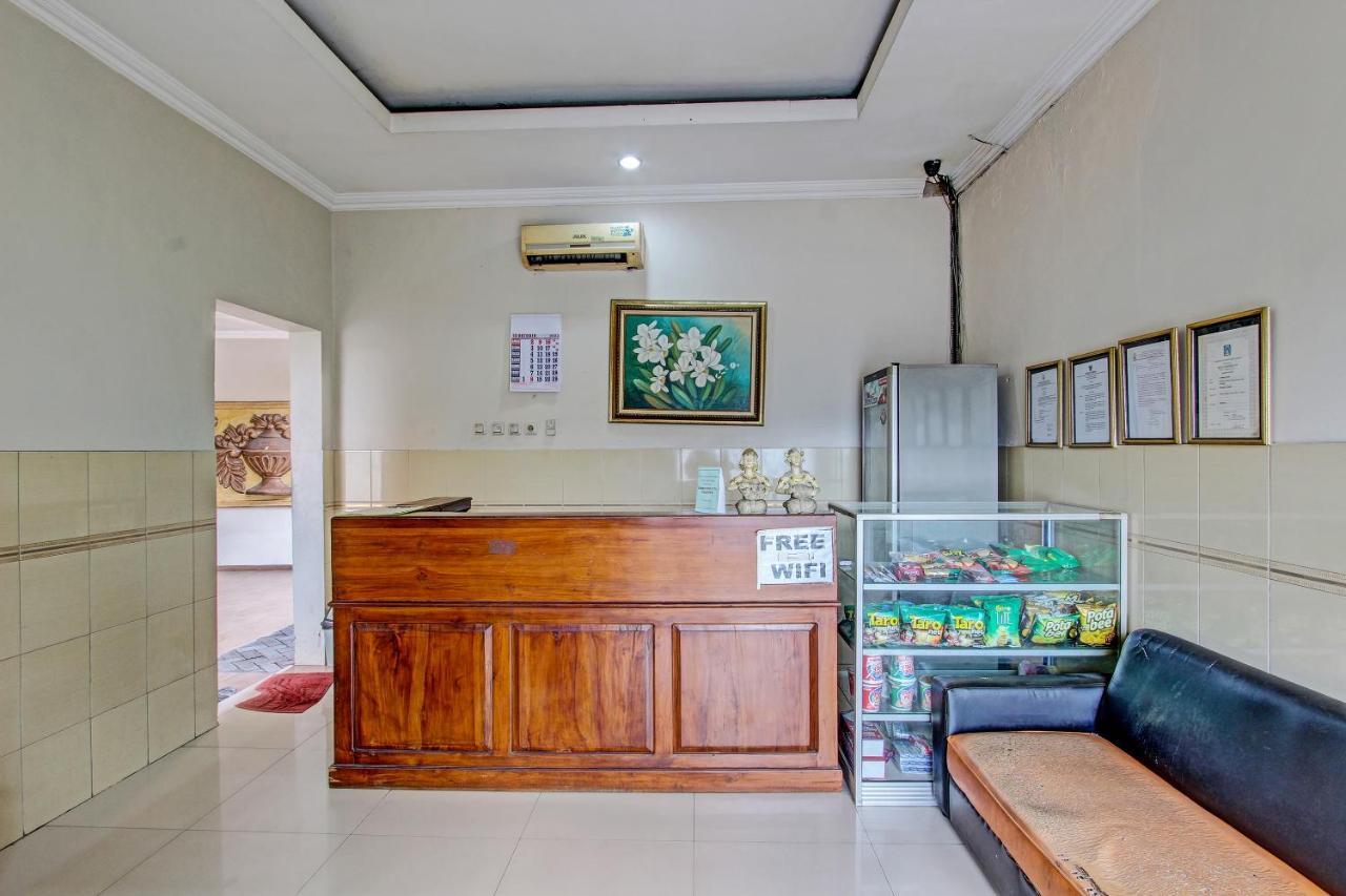 Oyo 91785 Hotel Srikandi Kalasan Tanjungtirto Eksteriør billede